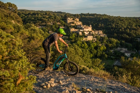 TROTRX all-terrain electric scooter ride in Alpe d&rsquo;Huez